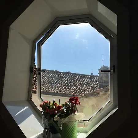 Dai Muli Oda ve Kahvaltı 2*